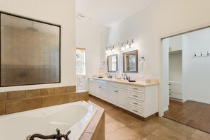 Shower, jetted tub, hair dryer, towels