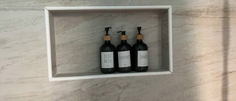 Shower, bidet, towels, soap