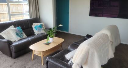 Warm, new house, equipped with all you need for an enjoyable weekend away!