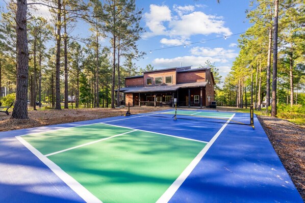 Sportplatz