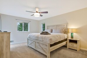 4 chambres, bureau, fer et planche à repasser, Wi-Fi gratuit