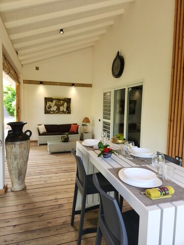 3 ' from a magnificent beach Fare de 55M2 Ideally located for golfers.