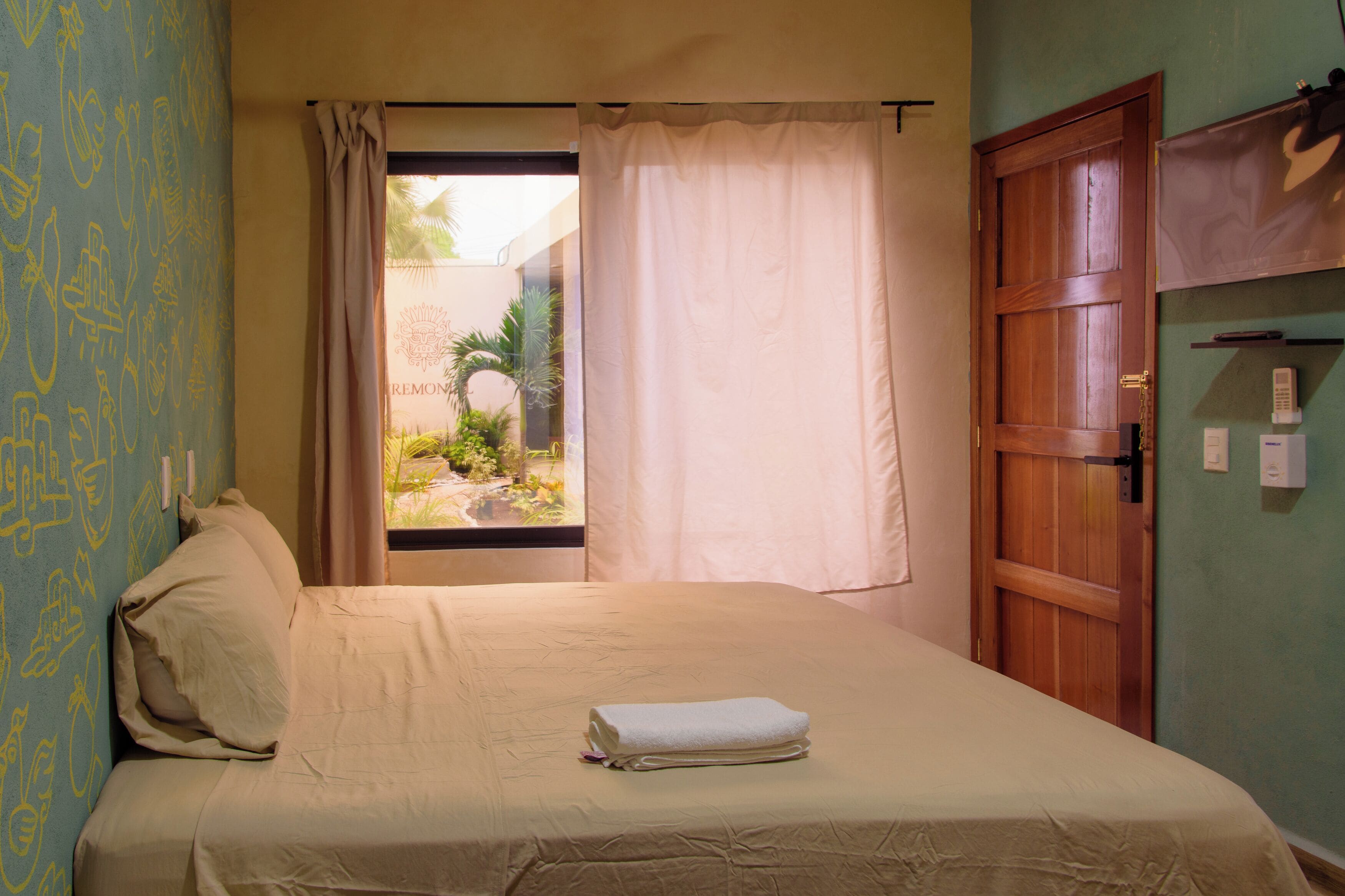 Habitación tradicional | Wifi gratis y ropa de cama 