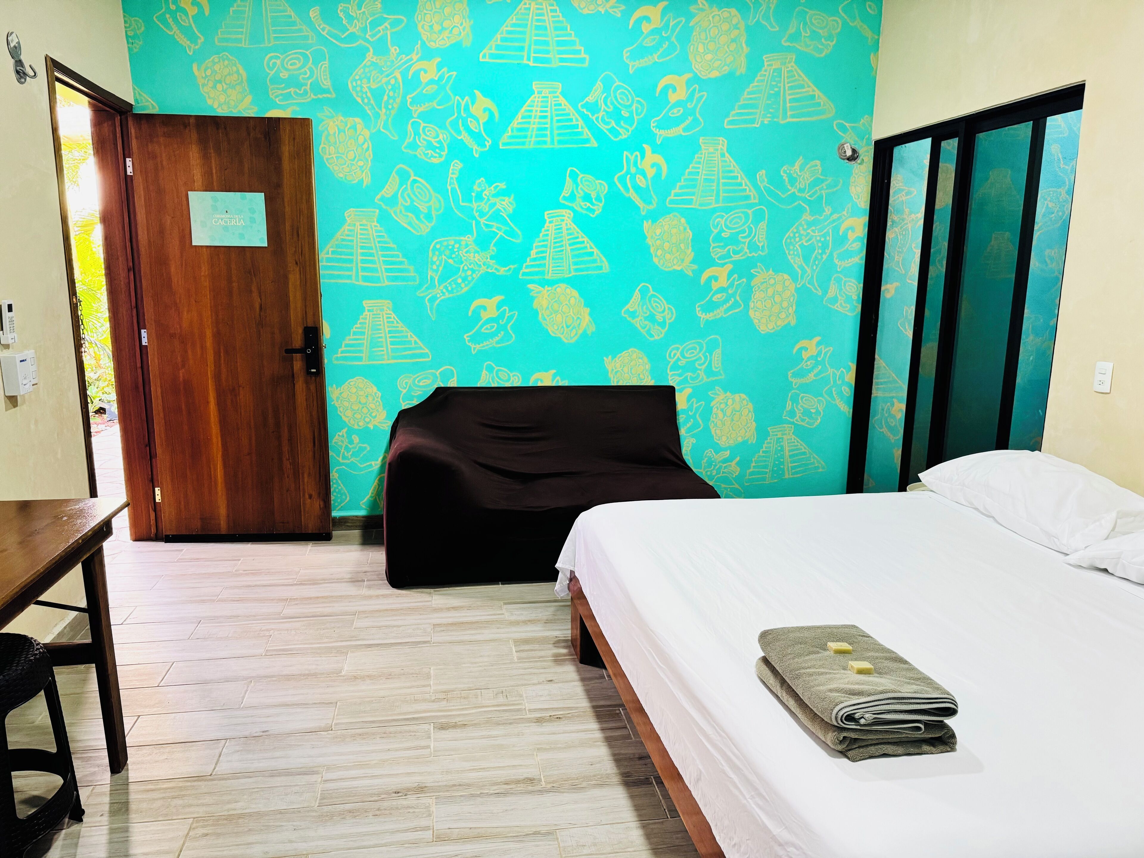 Habitación tradicional | Wifi gratis y ropa de cama 