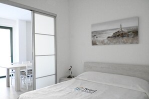 2 bedrooms, Internet, bed sheets - P065 – Porto Recanati, Three-Room apartment near the sea (Porto Recanati)