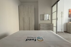 2 camere, accesso a Internet, lenzuola