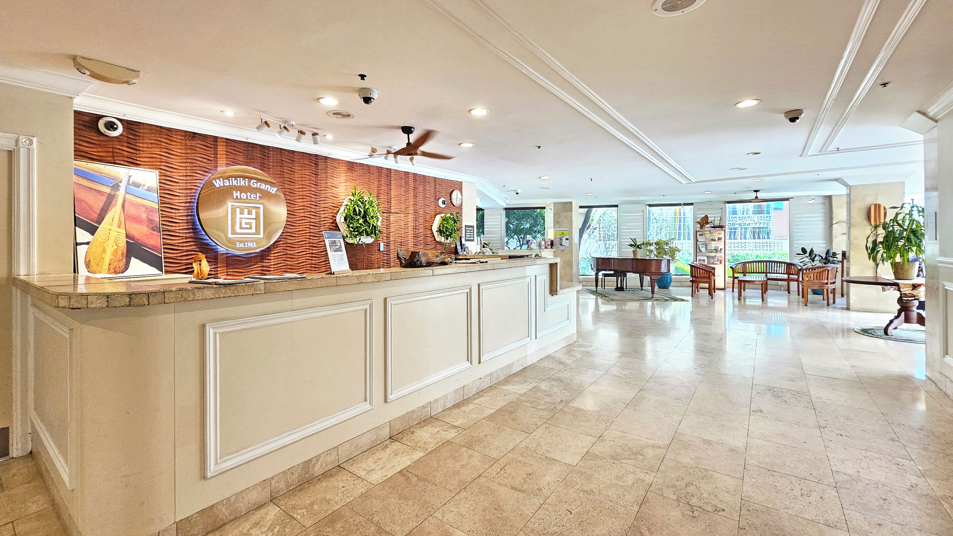 WAIKIKI GRAND HOTEL® 416 Surfing adventure Ste in Waikiki 2min to