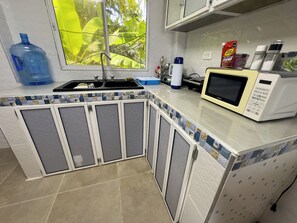 Restaurant - Posada Three Cay Suites (Providencia)