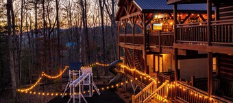 Luxe 8BR w/Pool,Outdoor Play Area, Huge Sports Bar