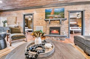 Interior - NEW Mountain Luxury-8BR w/Indoor Pool/Arcade Games (Sevierville)