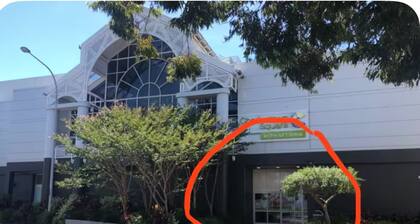 Charlestown Central 2 Bedrooms Back Unit with Kitchenette