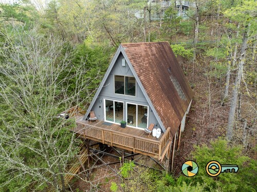 Steps from Bryce Resort - Ski slope views & golf