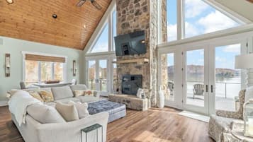 Smart TV, fireplace, table tennis, books
