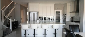 Scenic Cochrane Family Home