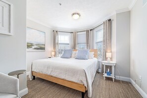 2 slaapkamers, een strijkplank/strijkijzer, wifi, beddengoed