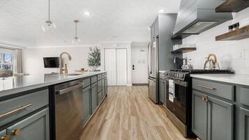 Microwave, oven, stovetop, dishwasher
