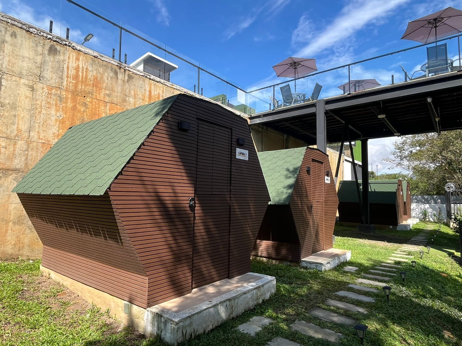 Ropa de cama de alta calidad y cortinas blackout 