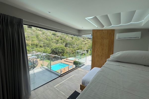 Superior Quadruple Room | Premium bedding, blackout drapes, soundproofing