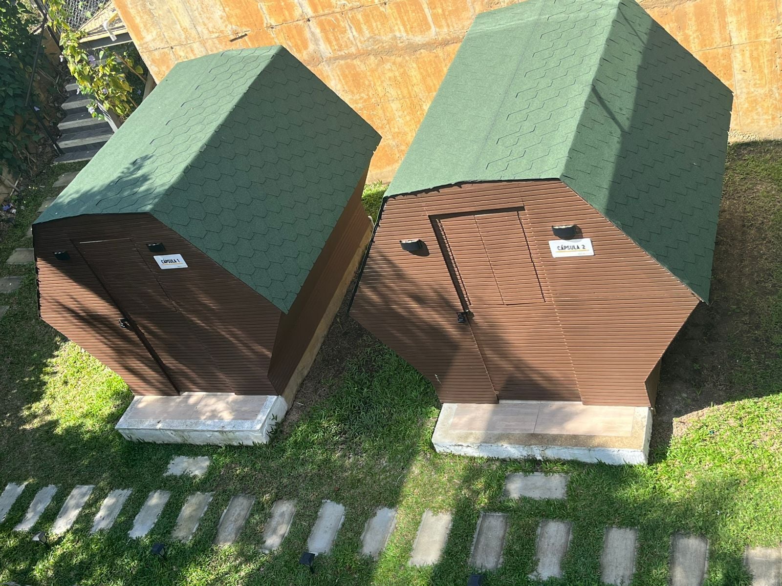 เต็นท์, ห้องน้ำรวม, วิวแม่น้ำ | เครื่องนอนระดับพรีเมียม, ผ้าม่านกันแสง, เตารีด/โต๊ะรีดผ้า, Wi-Fi ฟรี