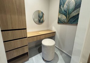 Ropa de cama de alta calidad y cortinas blackout 