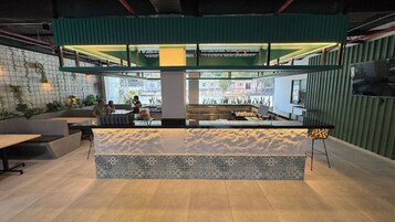 Bar (en la propiedad)