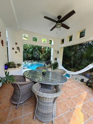 Outdoor dining