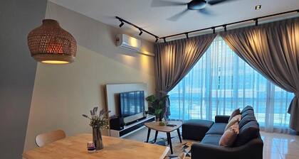 CozyHome - 3 bedroom Town House with free Wi-Fi