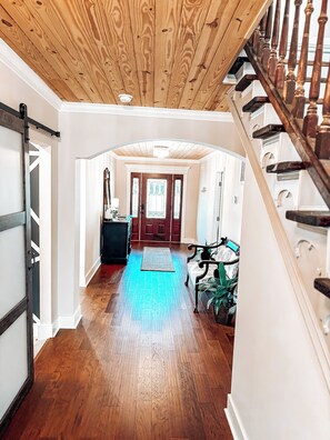 Interior - The Grand Mason Station: Historic Luxury meets Vintage Charm (Franklinton)