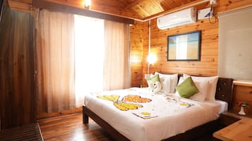 Standard-Ferienhaus, Balkon, Gartenblick | 1 Schlafzimmer, Zimmersafe, Schreibtisch, laptopgeeigneter Arbeitsplatz