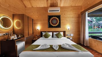 Cottage Premium, balkon, pemandangan laut terbatas | 1 kamar tidur, brankas, meja kerja, dan ruang kerja ramah laptop