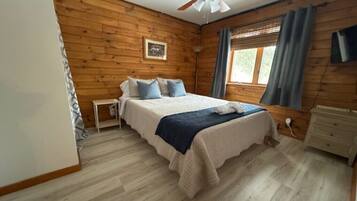 3 soverom, skrivebord, wi-fi og sengetøy