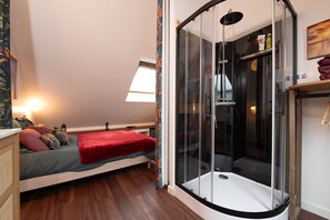 1 quarto, ferros/tábuas de passar roupa, Wi-Fi de cortesia