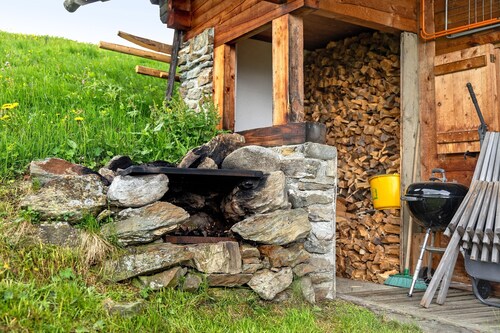 Berghütte 'Laffaa' mit Bergblick und Privatem Garten
