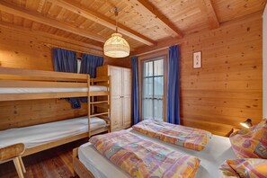 2 bedrooms, free WiFi, bed sheets - Apartment 'Tanne' with Mountain View, Shared Terrace and Wi-Fi (Rodengo)