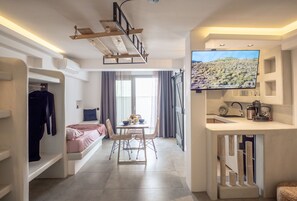 1 bedroom, free WiFi, bed sheets - Apartment 'Superior Suite' with Private Terrace, Wi-Fi and Air Conditioning (Naxos)