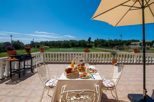 Apartment 'Maestro  2' with Balcony, Wi-Fi and Air Conditioning