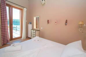 1 chambre, Wi-Fi gratuit, draps fournis