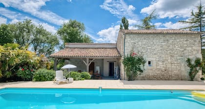 Maison en pierre avec piscine privĂ©e â 6 pers â CĆur des vignes de Bergerac