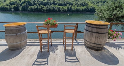 Maison de vacances 'Maison Nature E Relax Zaffiro' avec vue sur la montagne, jardin partagé et Wi-Fi