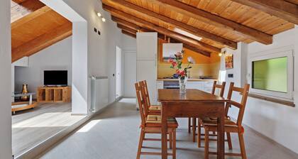 Holiday Home 'Maison Nature E Relax Zaffiro' with Mountain View, Shared Garden and Wi-Fi