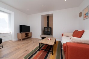 Télévision, cheminée