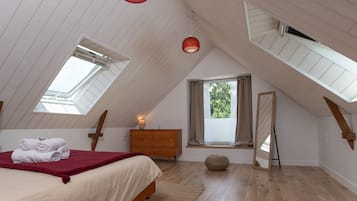 1 chambre, fer et planche Ă repasser, Wi-Fi gratuit, draps fournis