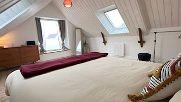 1 slaapkamer, een strijkplank/strijkijzer, gratis wifi, beddengoed