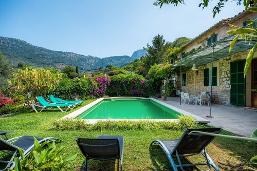 Villa 'Patró Lau' mit Bergblick, Wi-Fi und Klimaanlage