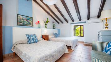 4 chambres, fer et planche Ă repasser, Wi-Fi gratuit, draps fournis