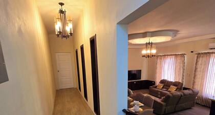 Modern 3-bedroom house in awesome Barrackpore with WiFi, AC