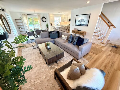 Downtown brand new construction 3 bed & 3 bath