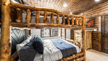 3 Schlafzimmer, Schreibtisch, Bügeleisen/Bügelbrett, Reisekinderbett