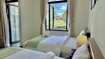 Family Double Room | 1 bedroom, minibar, free WiFi, bed sheets