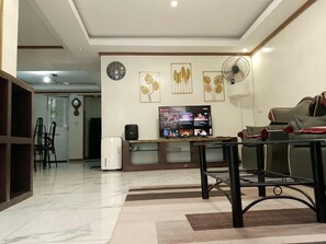 Interior - Location! Spacious! and Price! – We've Got It Covered! (Silang)